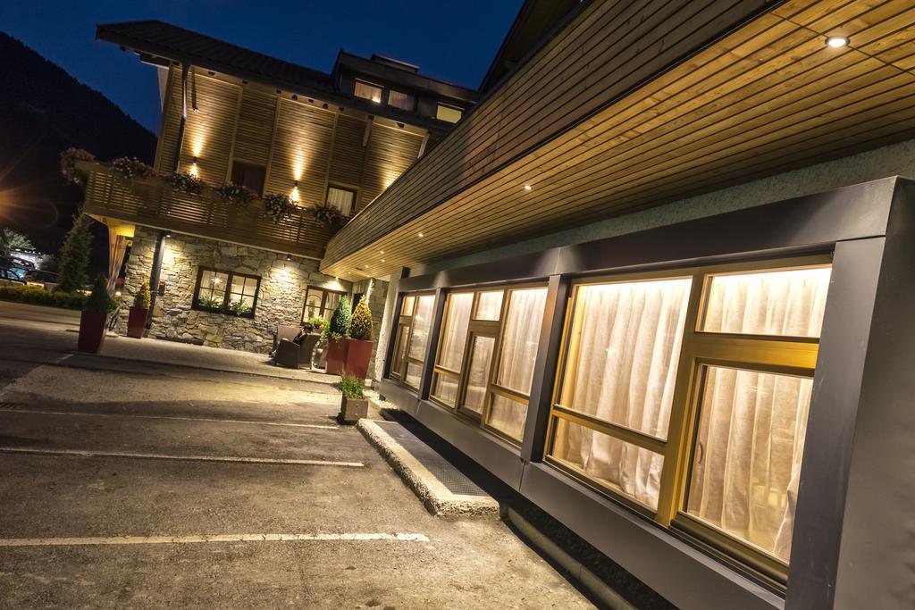 Helmhotel San Candido Exterior photo